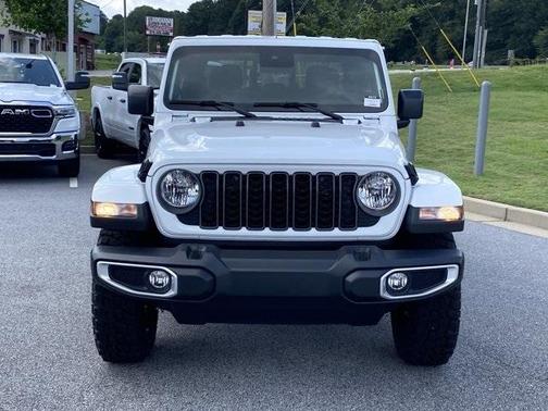 2025 Jeep Gladiator Sport