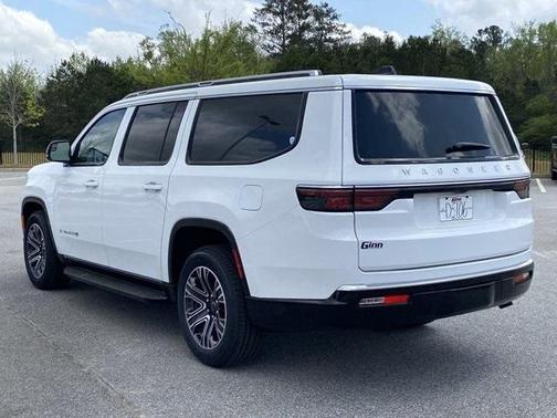 2025 Jeep Wagoneer L Base