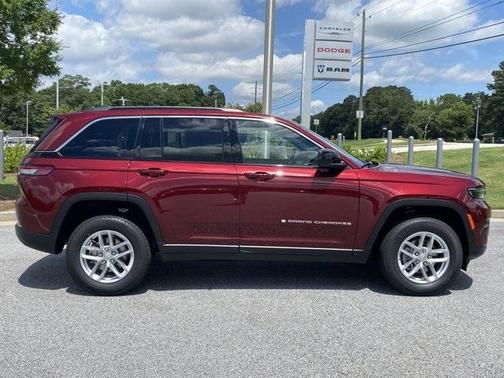 2025 Jeep Grand Cherokee Laredo X
