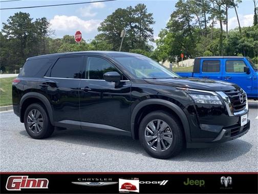 2024 Nissan Pathfinder S