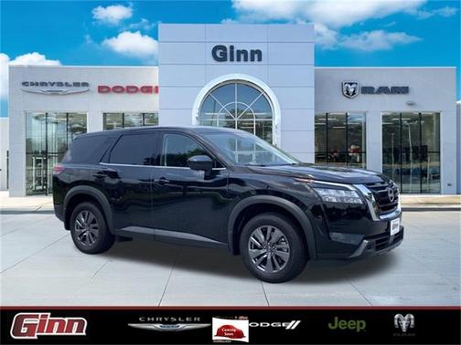 2024 Nissan Pathfinder S