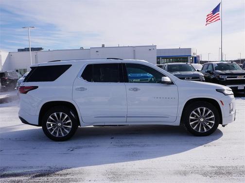 2022 Chevrolet Traverse Premier