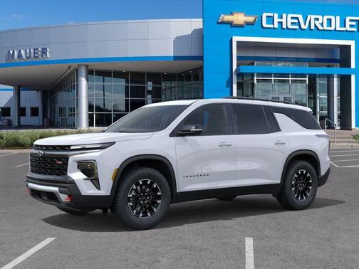 White 2026 Chevrolet Traverse Z71