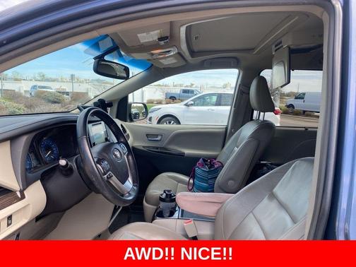 Shoreline Mist 2015 Toyota Sienna XLE