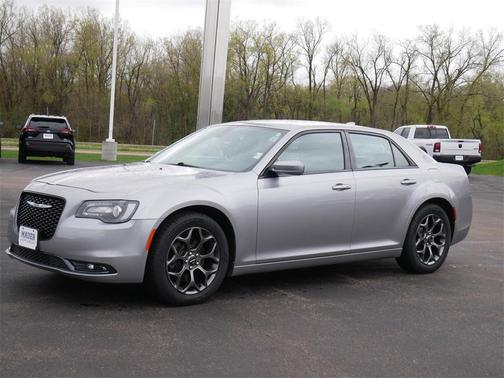 2017 Chrysler 300 S