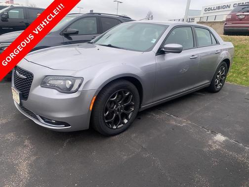 2017 Chrysler 300 S