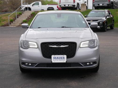 2017 Chrysler 300 S