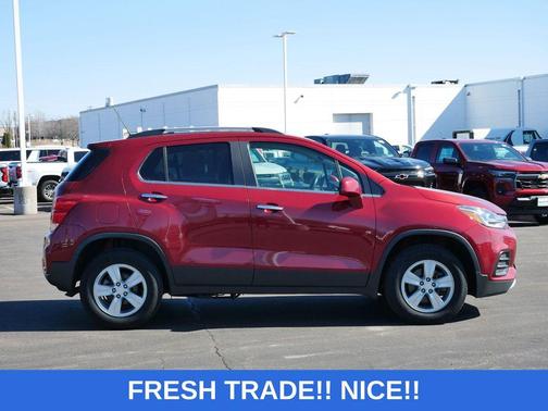 Cajun Red Tintcoat 2019 Chevrolet Trax LT