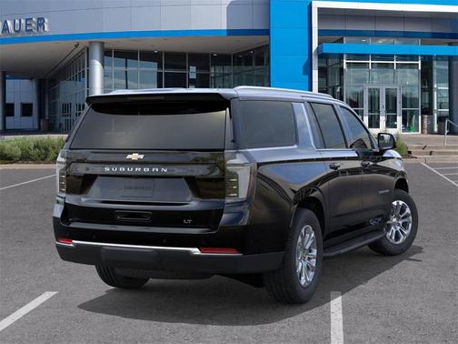 2026 Chevrolet Suburban LT