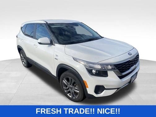 Snow White Pearl 2021 Kia Seltos LX