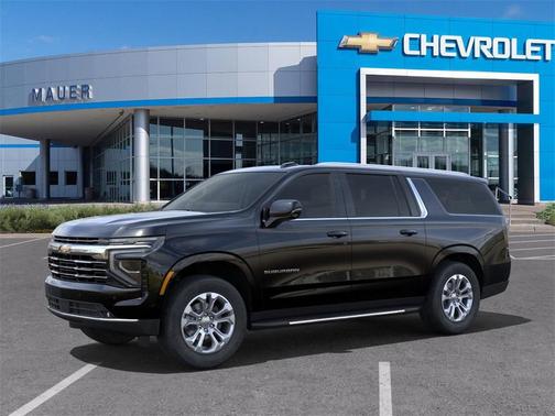 2025 Chevrolet Suburban LT