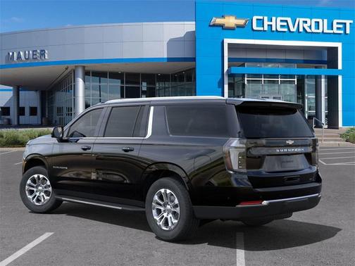 2025 Chevrolet Suburban LT