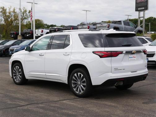 2022 Chevrolet Traverse Premier