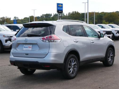 2016 Nissan Rogue SL
