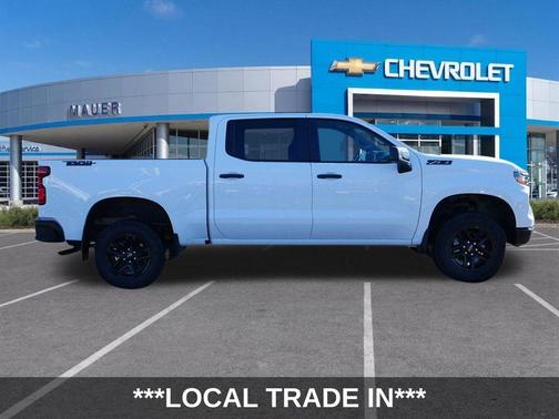 Summit White 2025 Chevrolet Silverado 1500 Custom Trail Boss