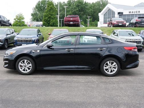 2016 Kia Optima LX