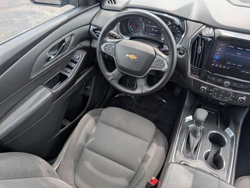 Northsky Blue Metallic 2023 Chevrolet Traverse LT Cloth