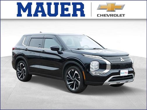 2022 Mitsubishi Outlander SE