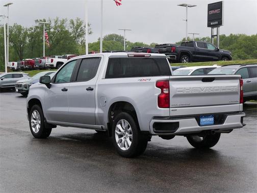2022 Chevrolet Silverado 1500 Custom