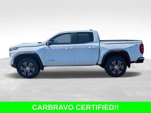 Summit White 2024 GMC Canyon AT4