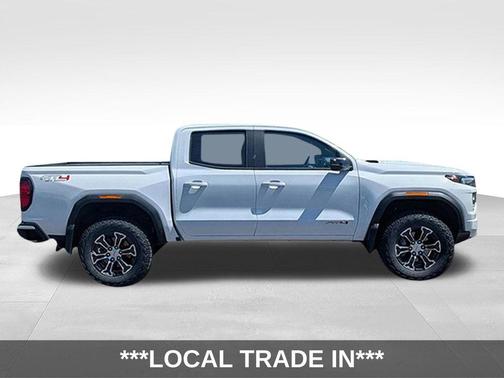 Summit White 2024 GMC Canyon AT4