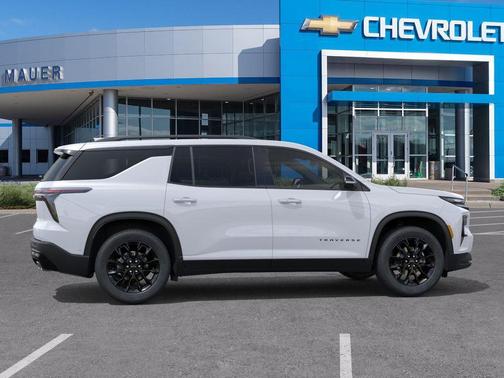 White 2026 Chevrolet Traverse LT