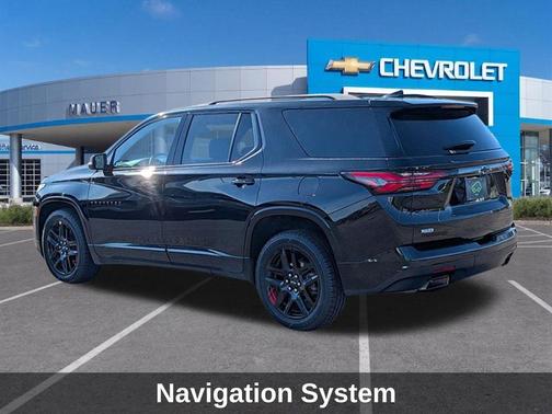 Mosaic Black Metallic 2023 Chevrolet Traverse Premier