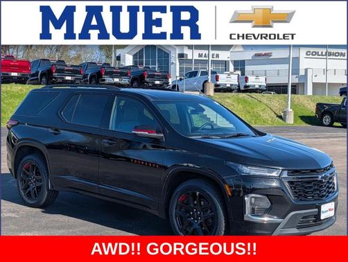 Mosaic Black Metallic 2023 Chevrolet Traverse Premier