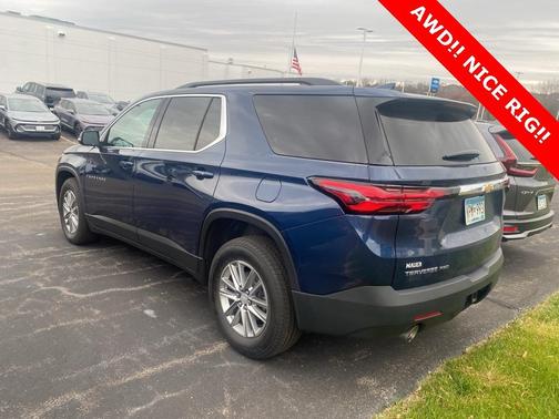 2023 Chevrolet Traverse LT Leather