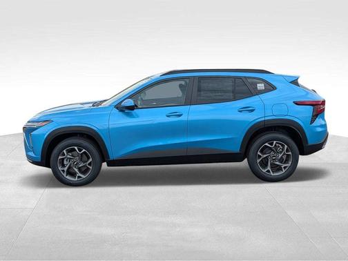 Blue 2026 Chevrolet Trax LT