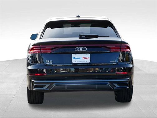 2023 Audi Q8 55 Premium Plus