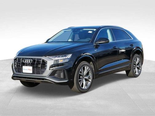 2023 Audi Q8 55 Premium Plus