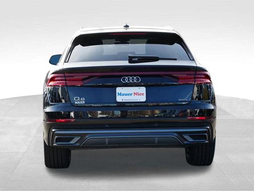 2023 Audi Q8 55 Premium Plus