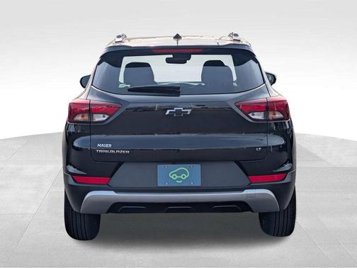 Mosaic Black Metallic 2023 Chevrolet Trailblazer LT
