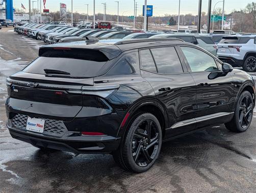 2026 Chevrolet Equinox EV RS