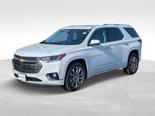 Summit White 2021 Chevrolet Traverse Premier