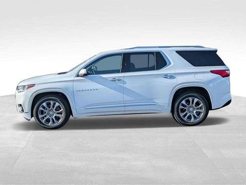 Summit White 2021 Chevrolet Traverse Premier