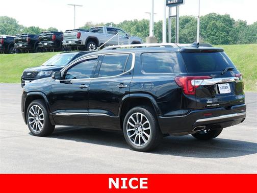 2022 GMC Acadia Denali