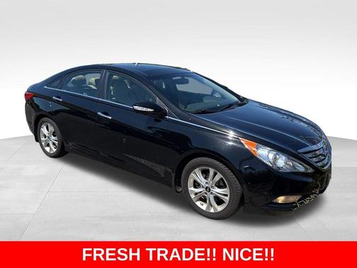 Phantom Black Metallic 2013 Hyundai SONATA Limited