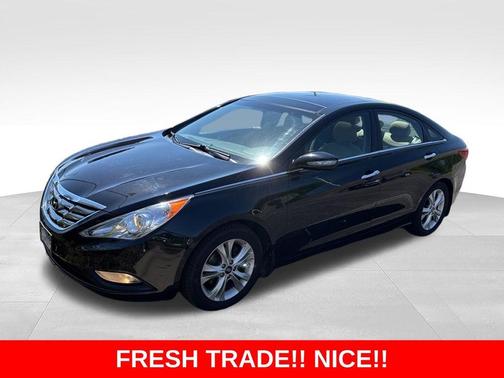Phantom Black Metallic 2013 Hyundai SONATA Limited