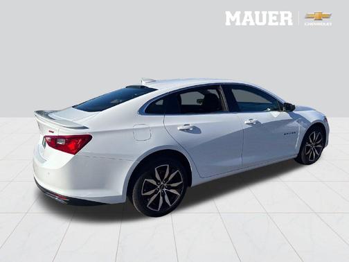 Summit White 2024 Chevrolet Malibu RS