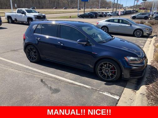 Night Blue Metallic 2016 Volkswagen Golf GTI 2.0T SE 4-Door