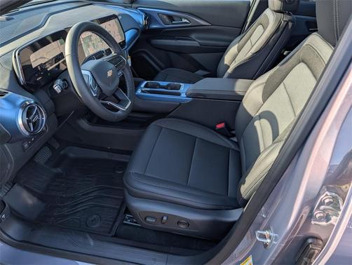 2026 Chevrolet Equinox EV LT 2