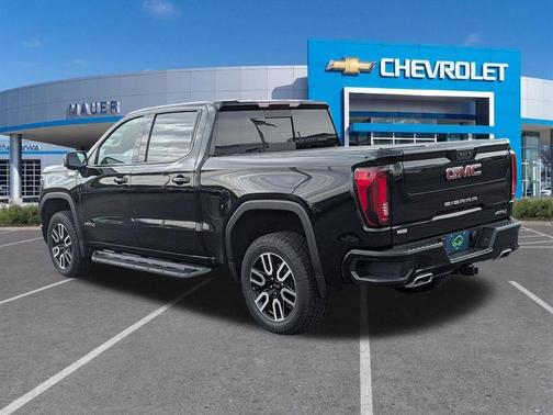 Onyx Black 2023 GMC Sierra 1500 AT4
