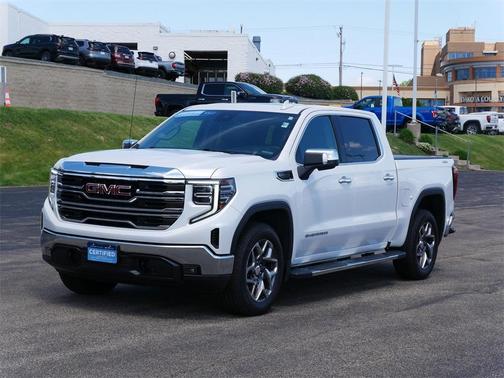 2022 GMC Sierra 1500 SLT