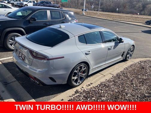 2019 Kia Stinger GT2