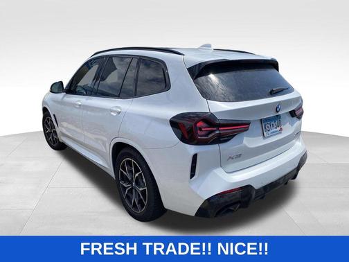Mineral White Metallic 2023 BMW X3 xDrive30i