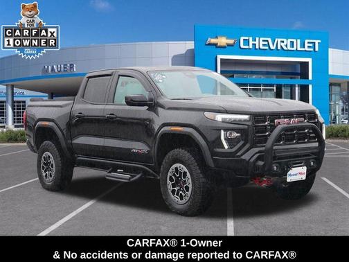Onyx Black 2023 GMC Canyon AT4X