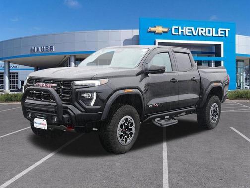 Onyx Black 2023 GMC Canyon AT4X