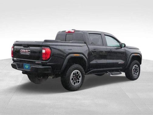2023 GMC Canyon AT4X